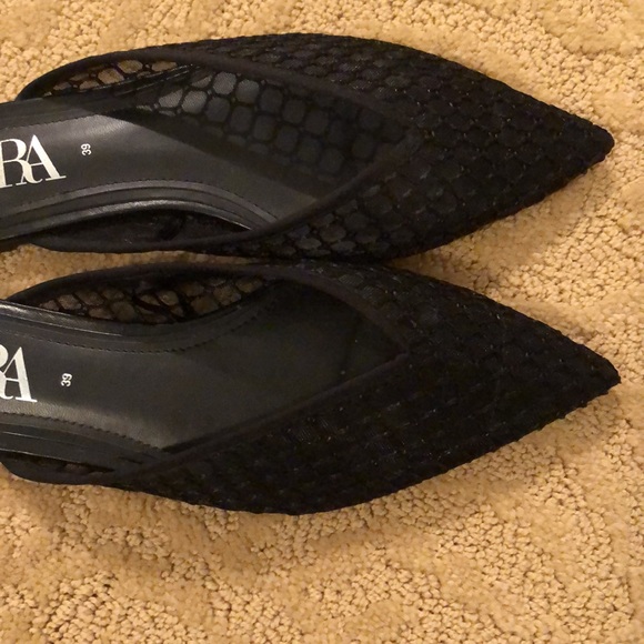 Zara Flats - Picture 2 of 5